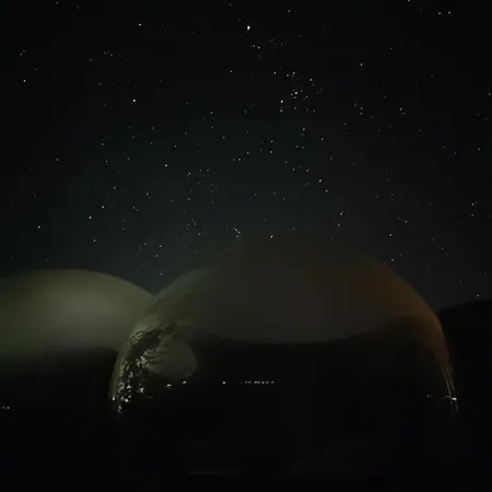 Luxe tent Luzada Glamping Burbujas - Designed For Adults